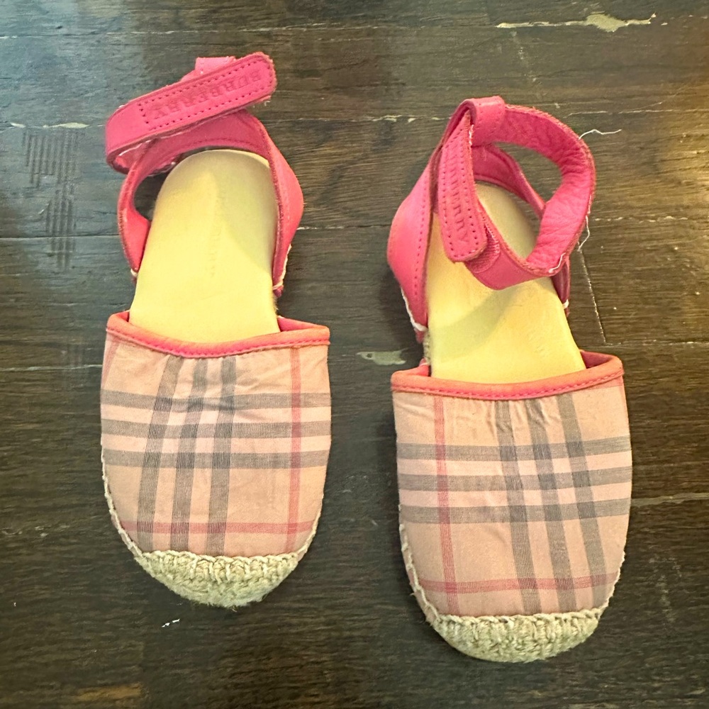Burberry Girls shoes